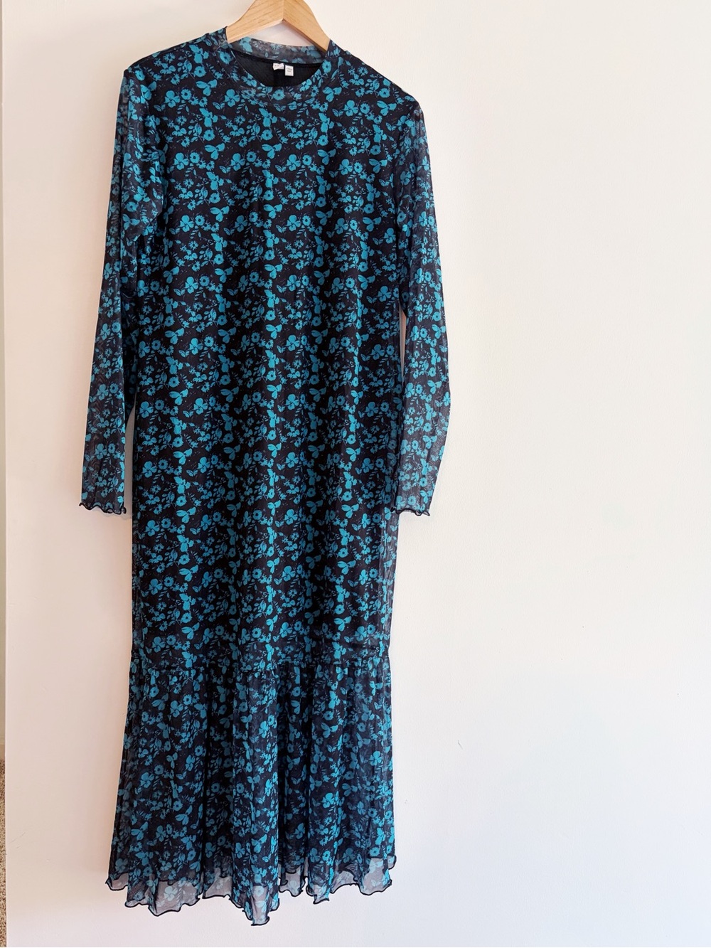 & Other Stories Black & Teal Floral Long Sleeve Dress